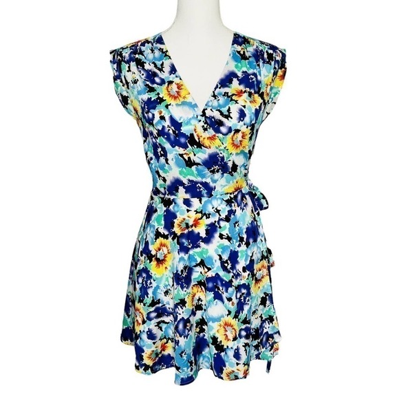 Yumi Kim Soho Mixer Wrap Dress Floral Print - Picture 2 of 12